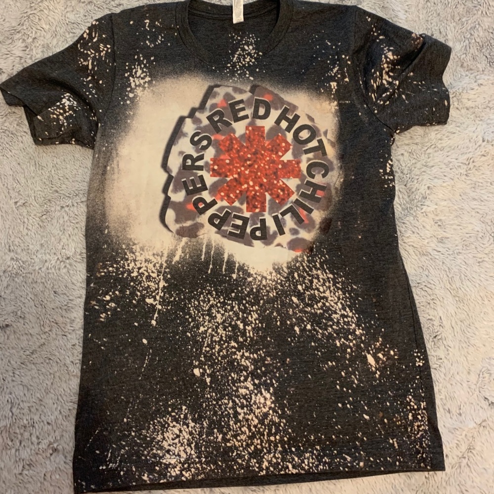 Red Hot Chili Peppers Tee